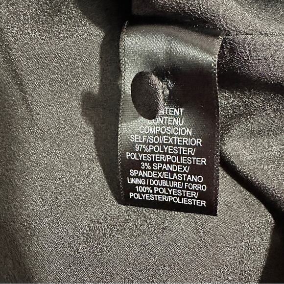 WAYF Size M Black Floral Jacquard Elegant Silky Cropped Classic Wrap Top Date - Picture 8 of 11